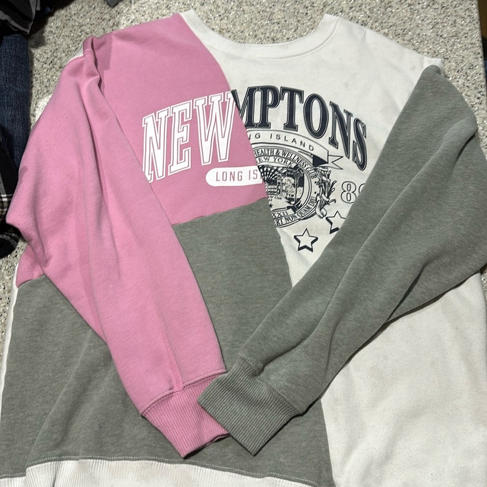 Hollister sweatshirt
